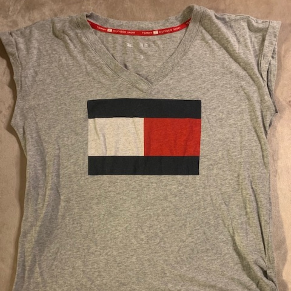 TOMMY HILFIGER GRAY VINTAGE LOOK S-SLEEVE TOP XL